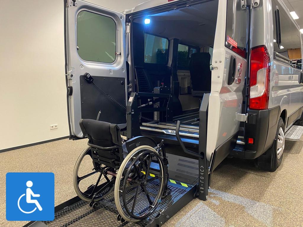 Fiat Ducato L1H1 Rolstoelbus Rolstoel voorin, Auto's, Bestelauto's, 12 maanden, Stof, Zwart, 4 cilinders