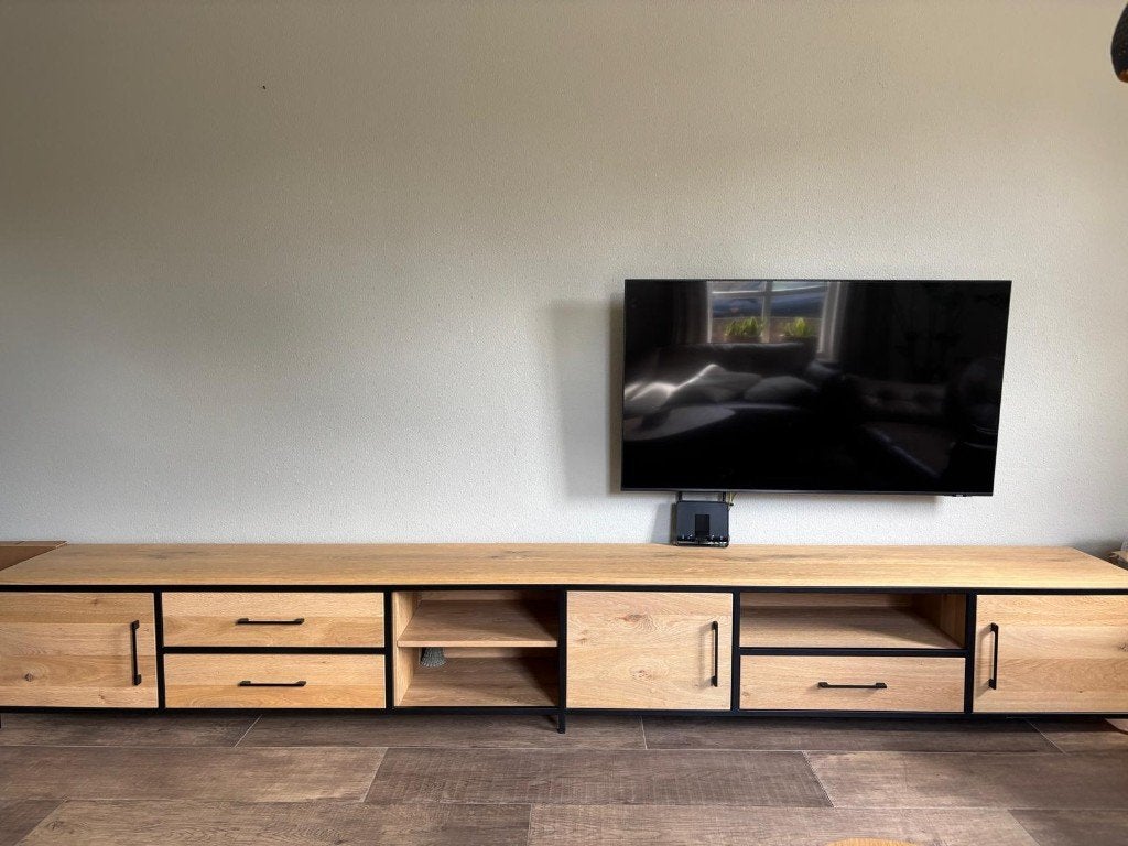Massief eiken tv meubel, Huis en Inrichting, Kasten | Televisiemeubels, Ophalen, Eikenhout, Zo goed als nieuw, Minder dan 100 cm
