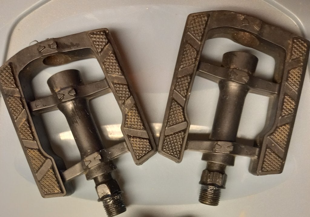 1 sets trappers, Overige materialen, Zo goed als nieuw, Ophalen, Crankstel of Pedalen