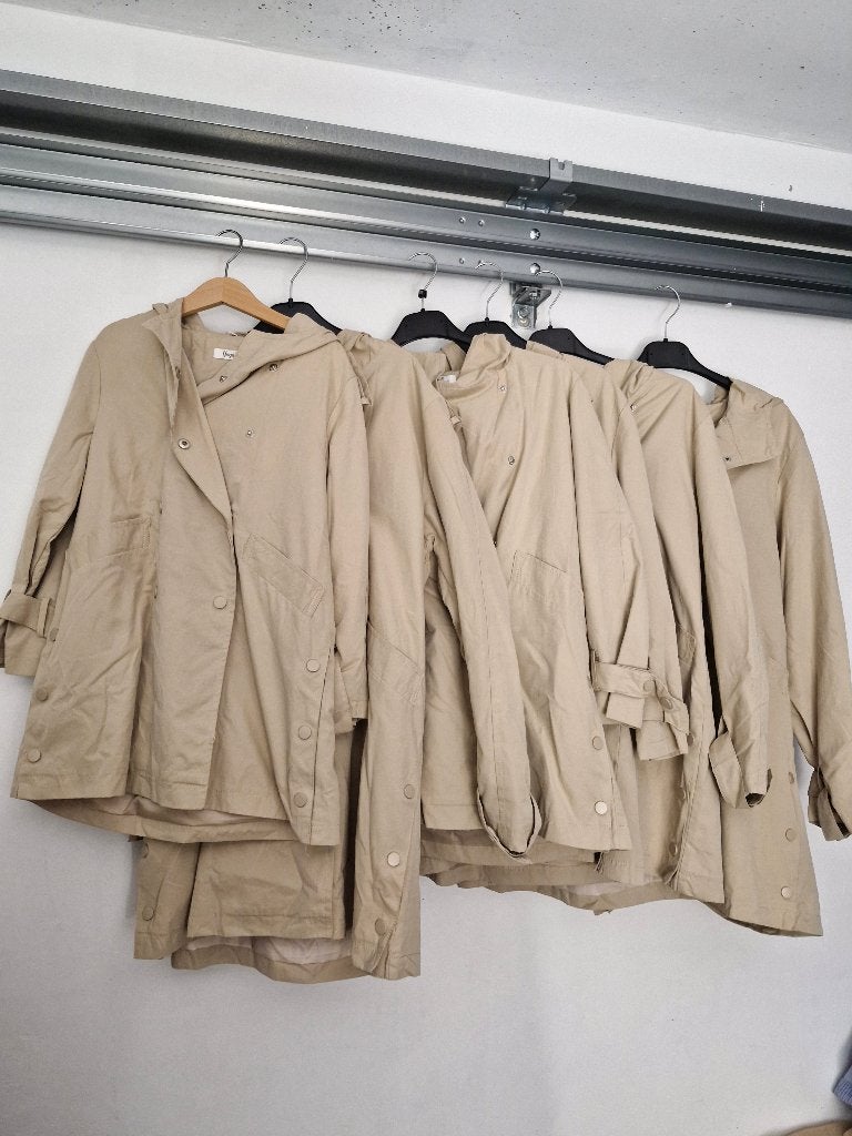 Partij trenchcoats, Ophalen of Verzenden, Nieuw, One size