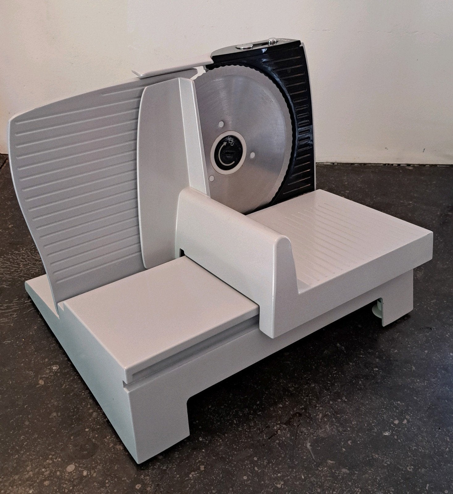 DOMO Snijmachine Luxe Ø 19 cm - tot 25 mm, Ophalen of Verzenden, Zo goed als nieuw