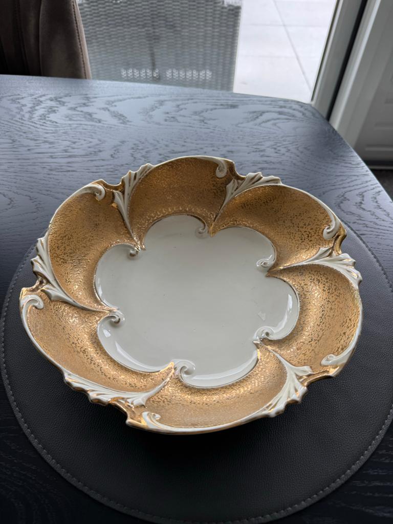 Prachtige Ilmenau porseleinen schaal met gouden decoratie, Ophalen, Zo goed als nieuw