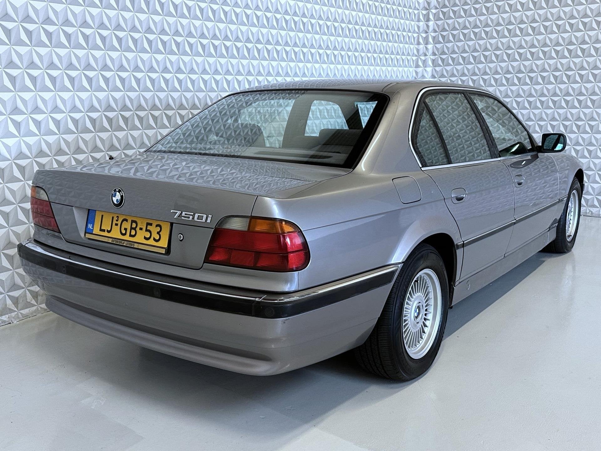 BMW 7-serie 750i V12 Youngtimer PDC Stoelverwarming Clmate+C, foto 8
