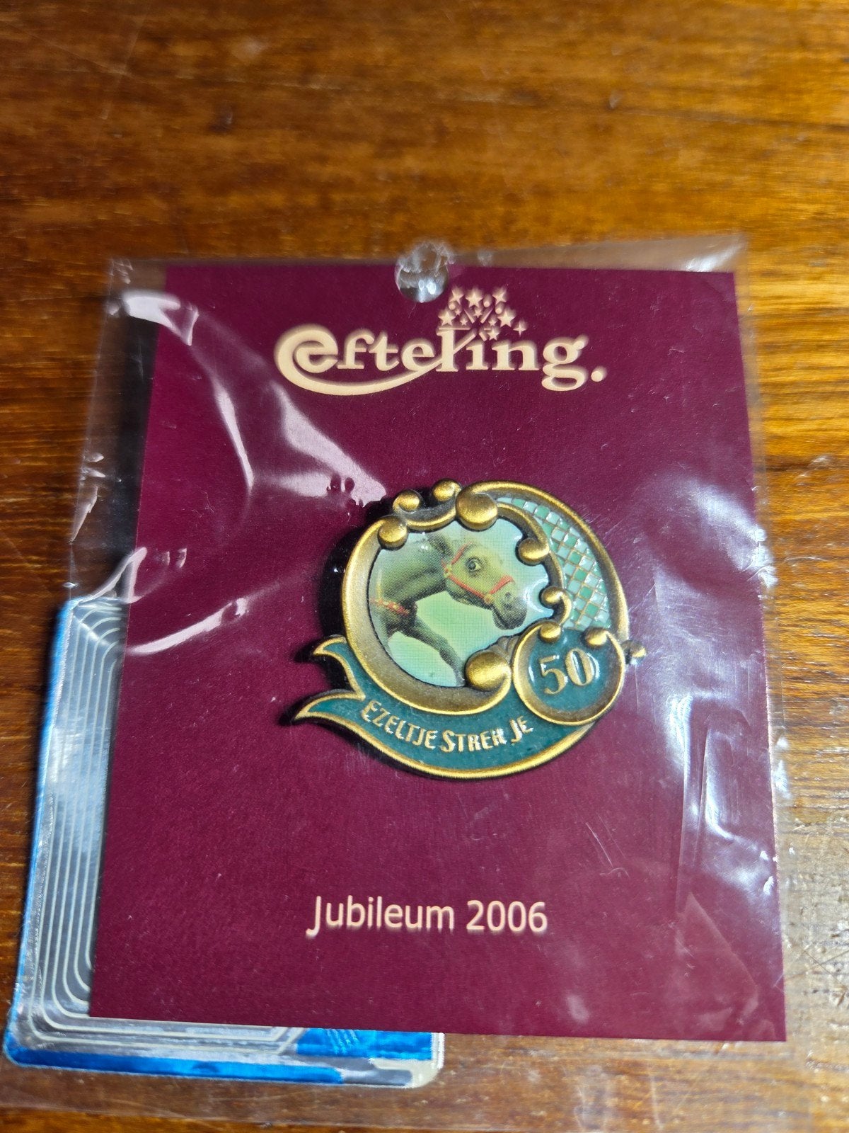 Efteling Ezeltje Strekje 50 jaar button/speldje 2006, Verzamelen, Ophalen of Verzenden