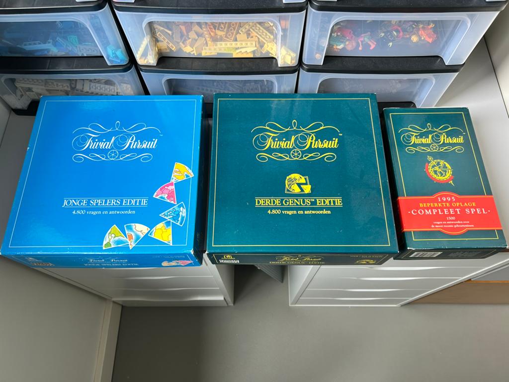 Trivial Pursuit Bordspellen - Diverse Edities, Hobby en Vrije tijd, Gezelschapsspellen | Bordspellen, Gebruikt, Drie of vier spelers