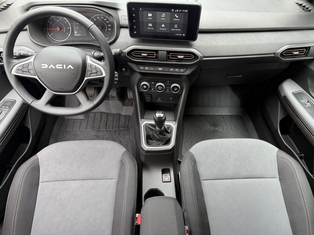 Dacia Sandero Stepway TCe 110PK Extreme / Stoelverwarming /, Auto's, Voorwielaandrijving, Stof, Euro 6, Zwart