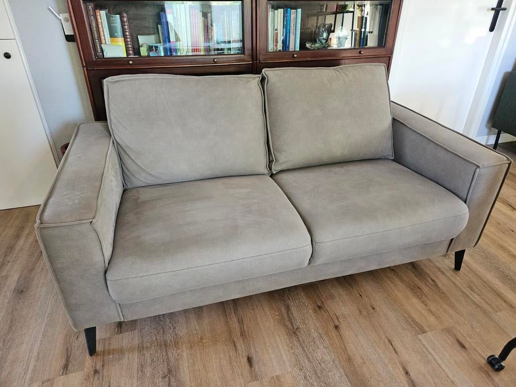 Comfortabele tweezitsbank - half jaar oud, Ophalen, 150 tot 200 cm, Tweepersoons, 75 tot 100 cm