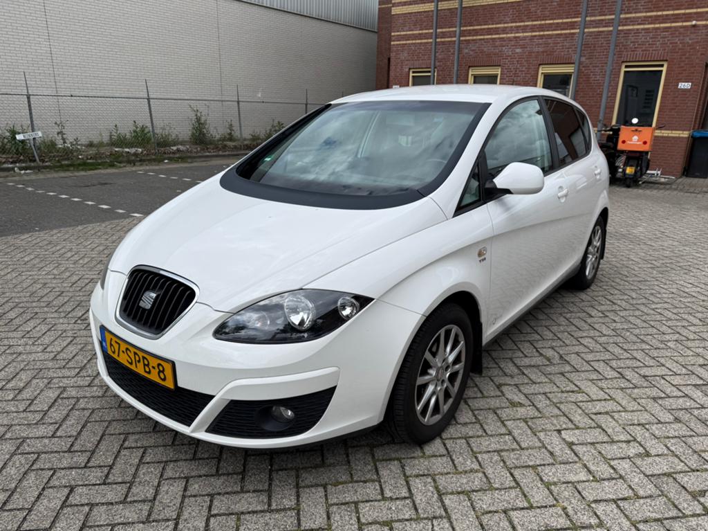 Seat Altea 1.2 TSI 77KW 2011 Wit, Voorwielaandrijving, Stof, Parkeersensor, 4 cilinders