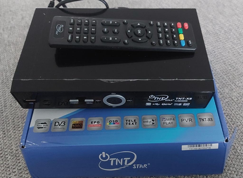 TNT Star TNT-X8 DVB-T2/S2/C Digitale Ontvanger Decoder, Ophalen of Verzenden, Zo goed als nieuw, Decoder