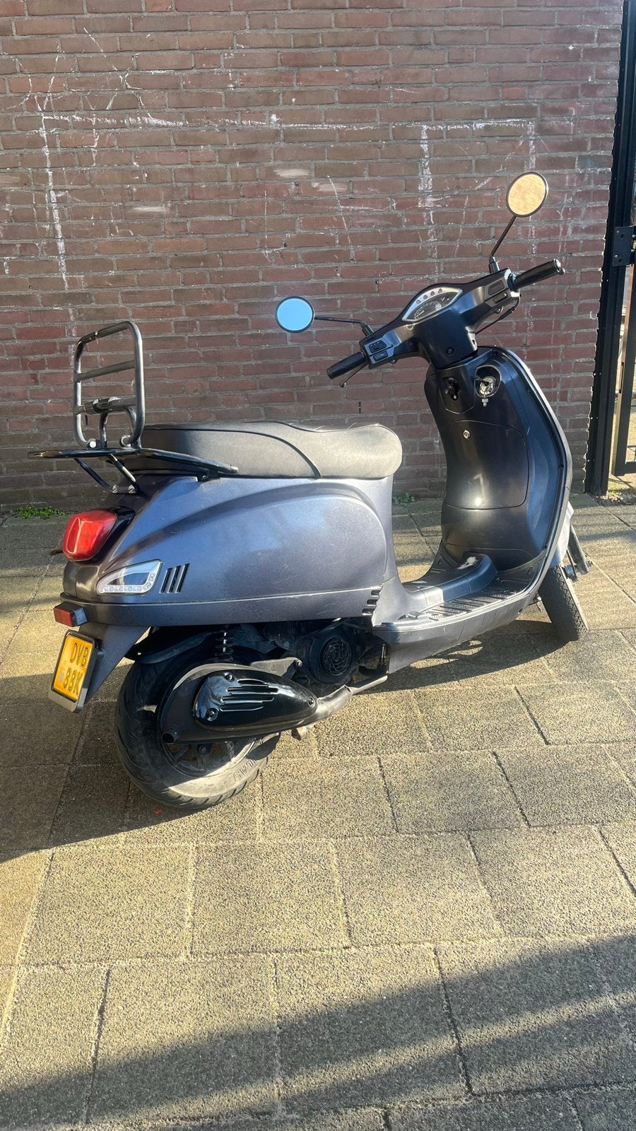 AGM VX50 Scooter - Nieuwe accu en voorband!, Ophalen, Gebruikt, Maximaal 45 km/u