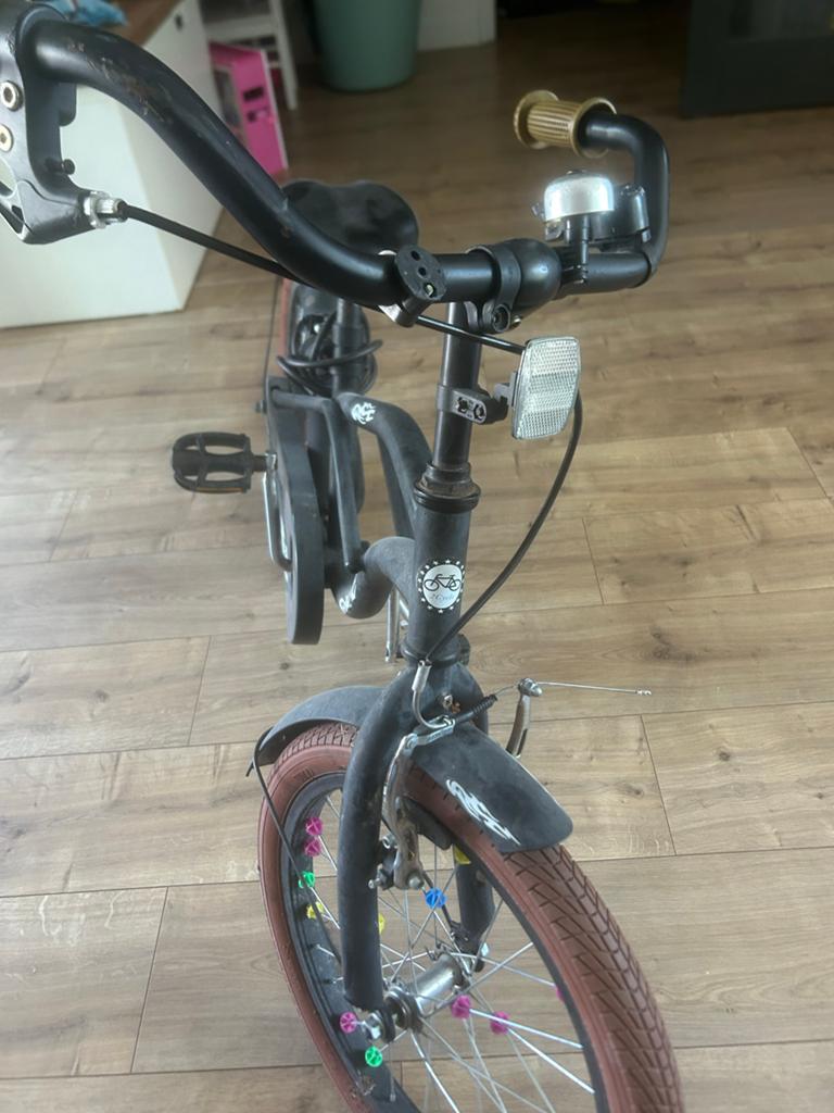 Kinderfiets 18 inch - Onderhoud nodig, Fietsen en Brommers, Fietsen | Kinderfietsjes, Ophalen, Gebruikt, Velgrem, 16 tot 20 inch