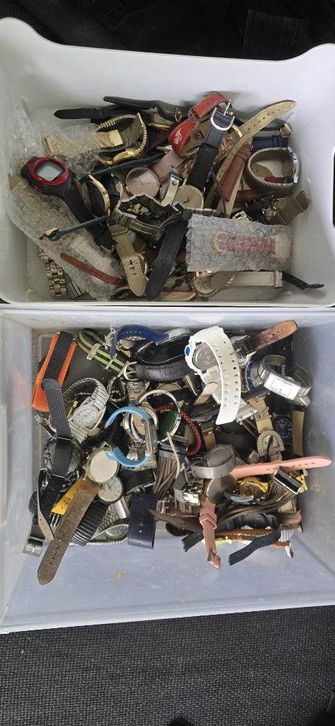 Diverse horloges, Gebruikt, Staal, Polshorloge, Overige materialen