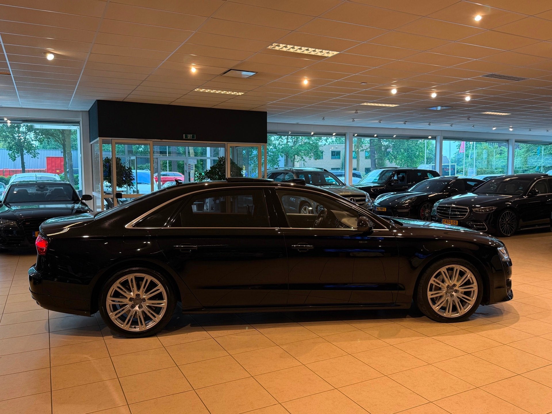 Audi A8 4.2 TDI Quattro Lang Pro Line+ Edition21 Audi Exclus, Auto's, Audi, Automaat, Gebruikt, Adaptive Cruise Control, 255 €/maand