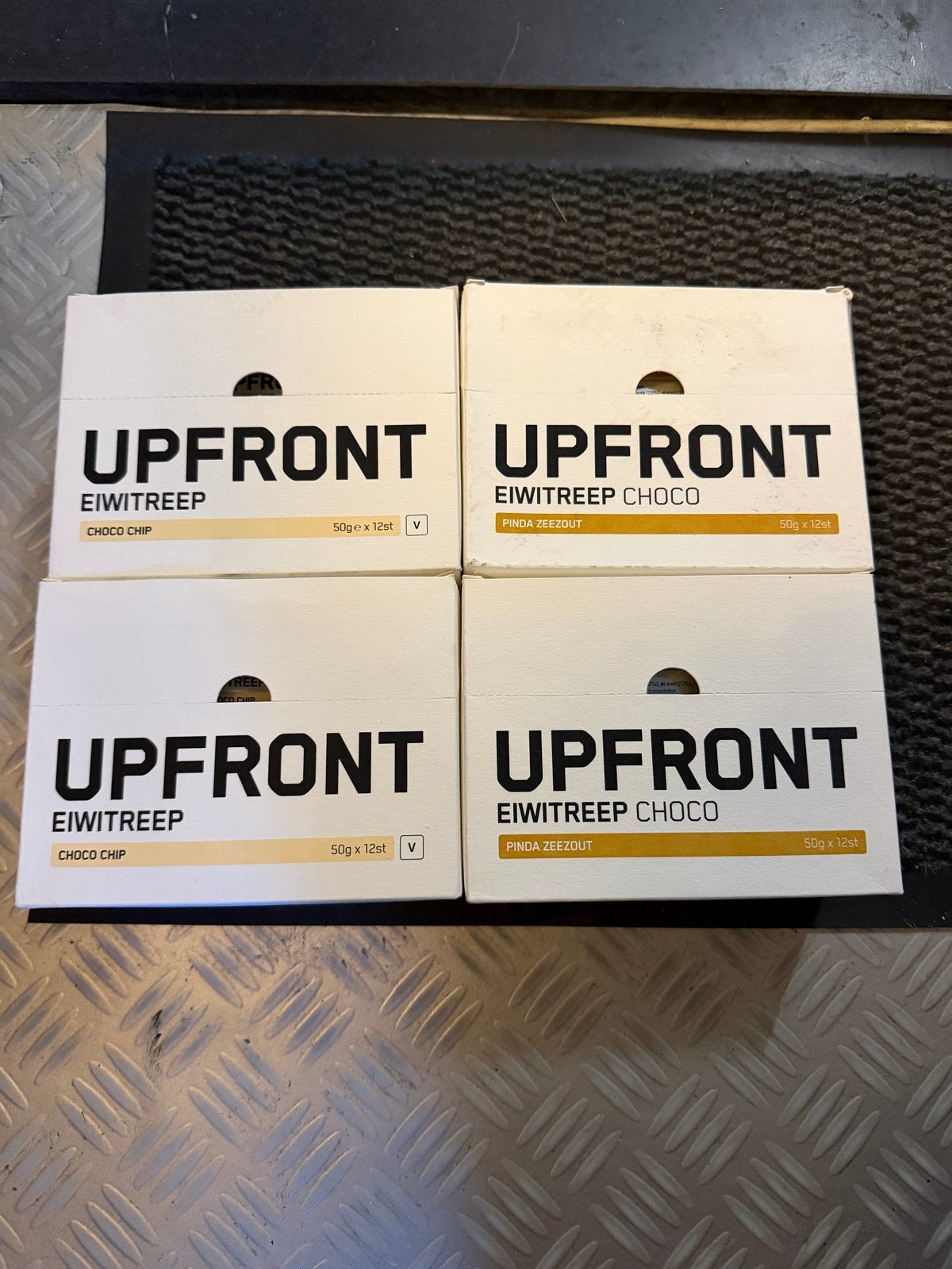 UPFRONT Eiwitrepen - Choco Chip & Pinda Zeezout (4 dozen), Ophalen of Verzenden, Nieuw, Overige typen