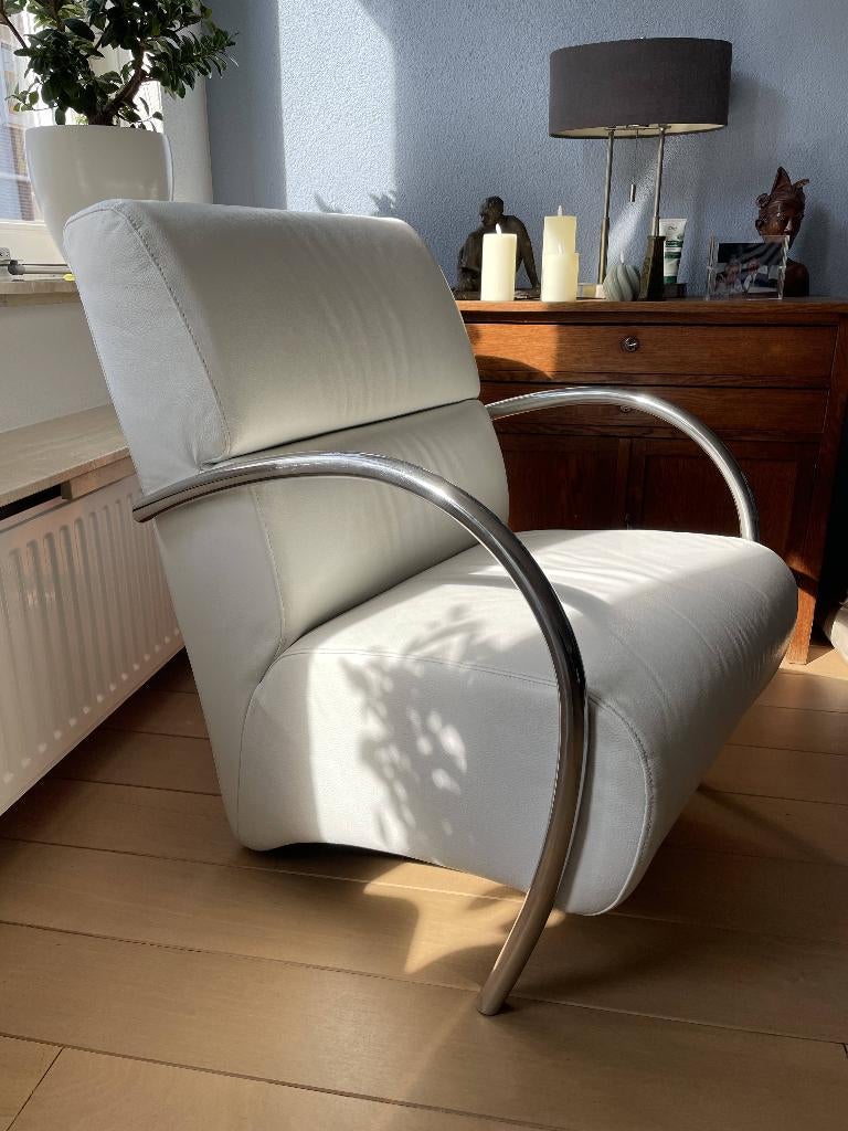 1x Fauteuil Hoog Wit Leer – Chroom, Huis en Inrichting, Fauteuils, Ophalen, Zo goed als nieuw, Leer, 50 tot 75 cm