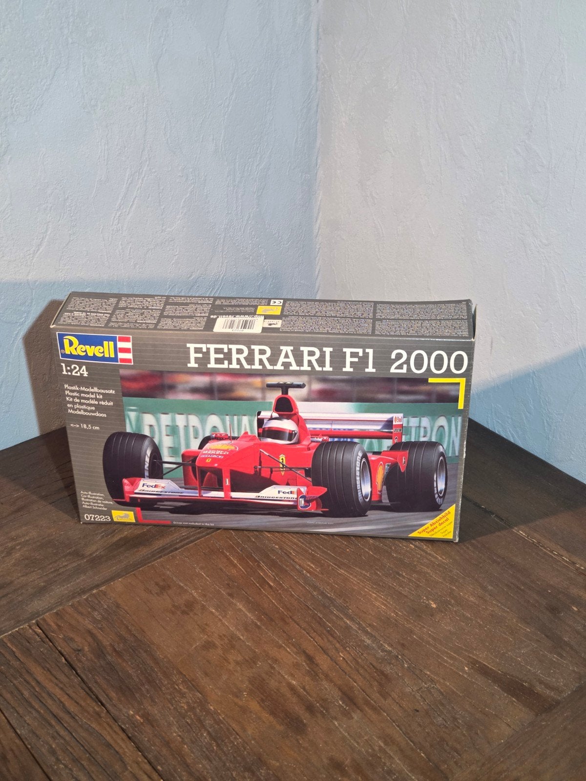 Revell Ferrari F1 2000 Modelbouwkit (07223) Nieuw in doos, Hobby en Vrije tijd, Modelbouw | Auto's en Voertuigen, Ophalen, Auto