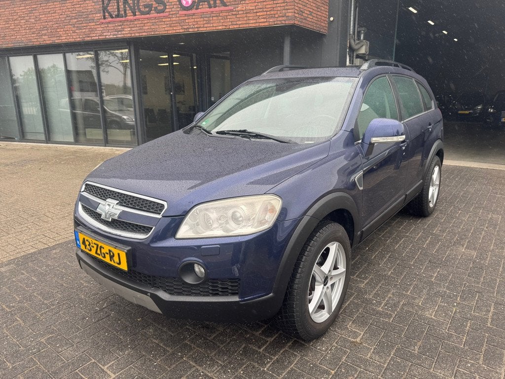 Chevrolet Captiva 3.2i Executive 7 PERS AUT LEDER SCHUFDAK, Auto's, Chevrolet, 230 pk, 1780 kg, 3195 cc, Gebruikt
