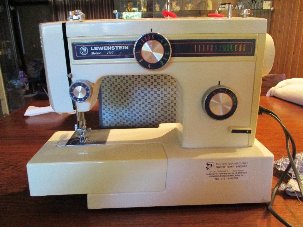 Lewenstein naaimachine. Melson 2107, Ophalen, Gebruikt, Naaimachine, Lewenstein