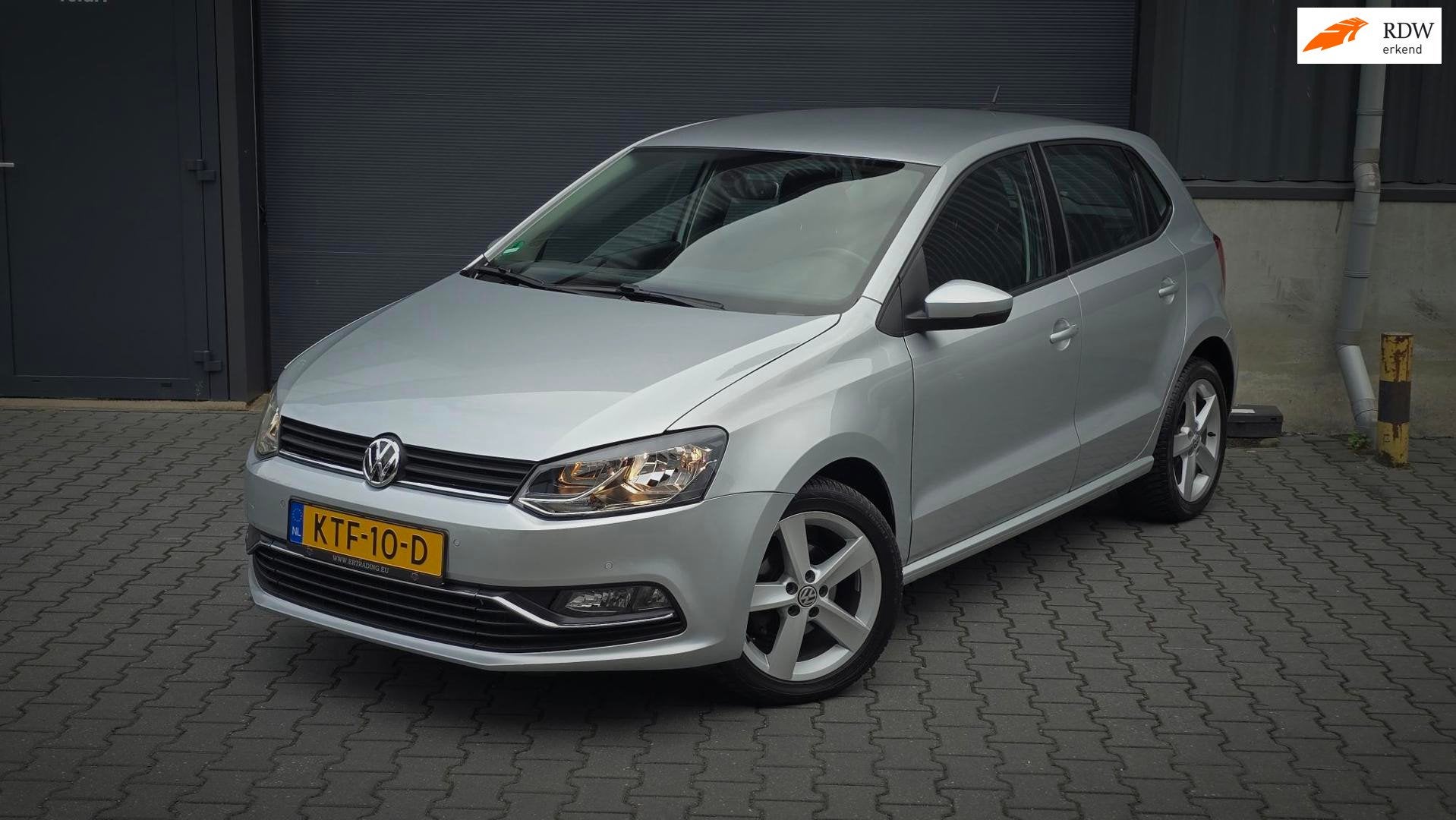 Volkswagen POLO 1.2 TSI Highline Cruise Airco Navi Parksens., Auto's, Voorwielaandrijving, Gebruikt, Euro 6, 4 cilinders