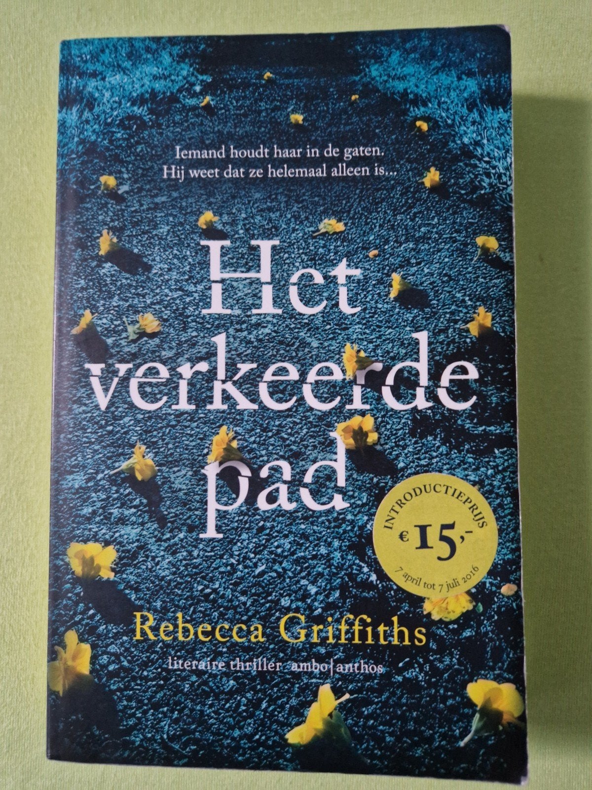 Verschillende thrillers, Boeken, Ophalen of Verzenden, Gelezen