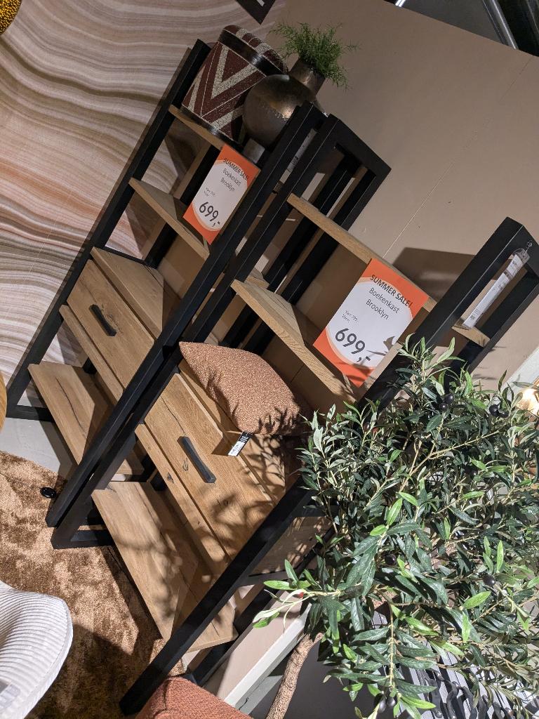 LAATSTE EIKEN BOEKEN KAST STERK AFGEPRIJSD, Ophalen, Met plank(en), Minder dan 50 cm, MODERN