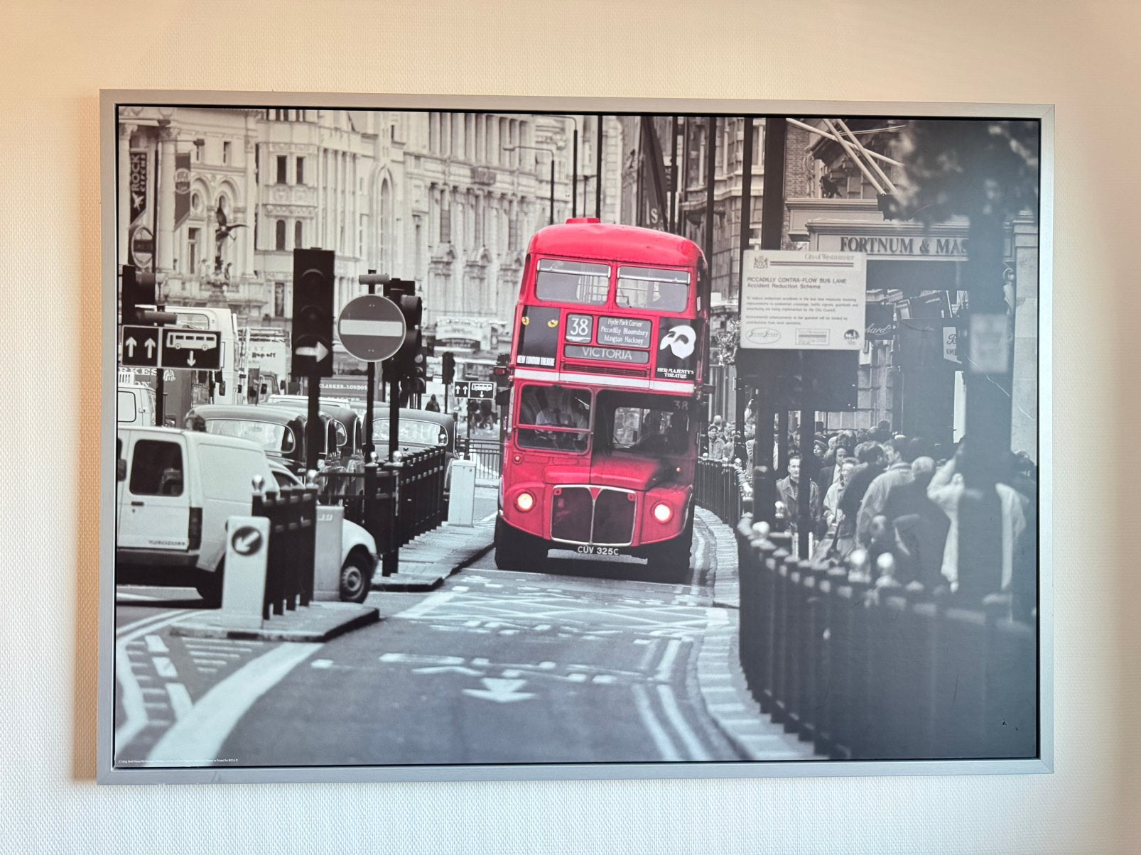 Londen Bus schilderij 140x100 - Zwart-wit + kleuraccent ikea, Huis en Inrichting, Woonaccessoires | Schilderijen, Tekeningen en Foto's