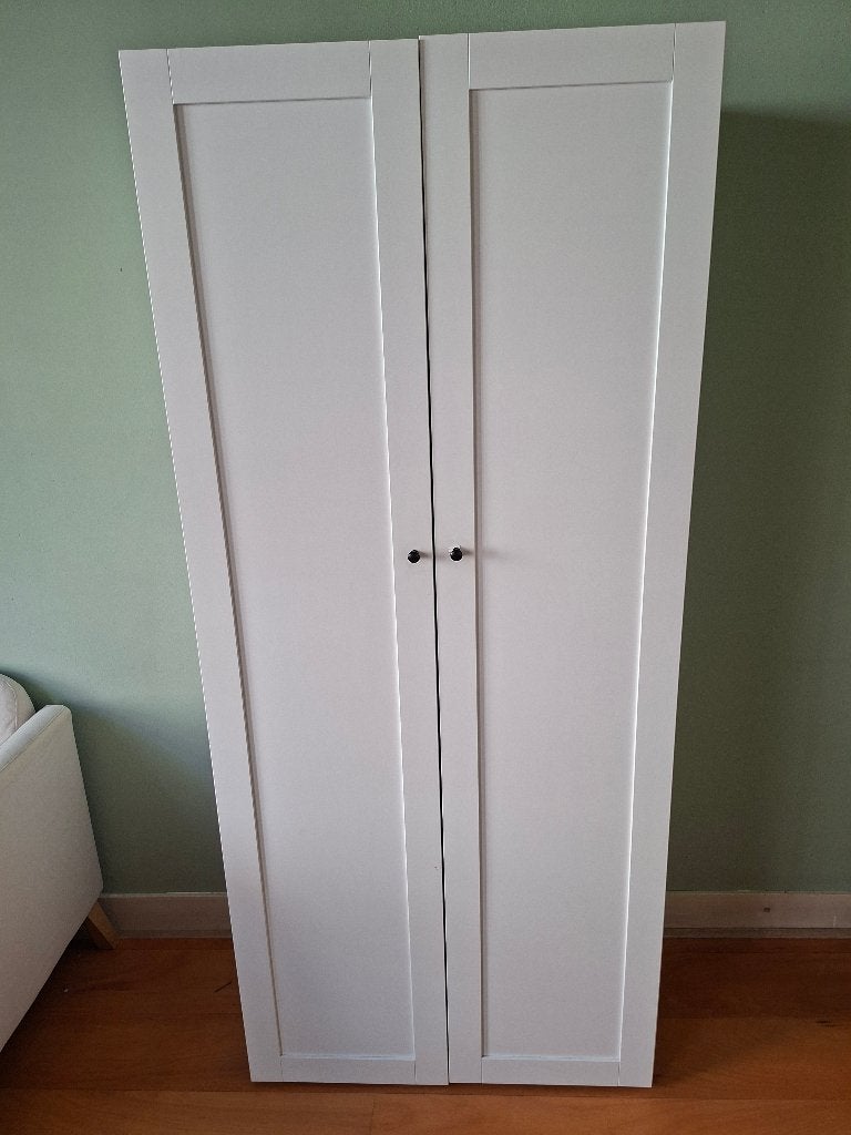 Witte kledingkast met planken en hangruimte, Huis en Inrichting, Kasten | Kledingkasten, Ophalen, Met deur(en), Gebruikt, 50 tot 100 cm