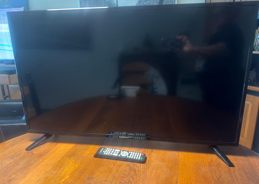 TV Led salora 40 inch, Overige merken, 50 Hz, Ophalen of Verzenden, Zo goed als nieuw