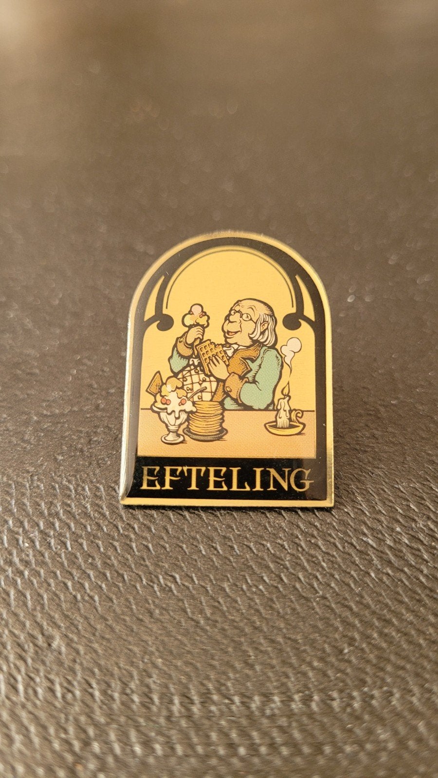 Efteling pin - Den Suykerbuyk, Ophalen of Verzenden, Button of Speldje