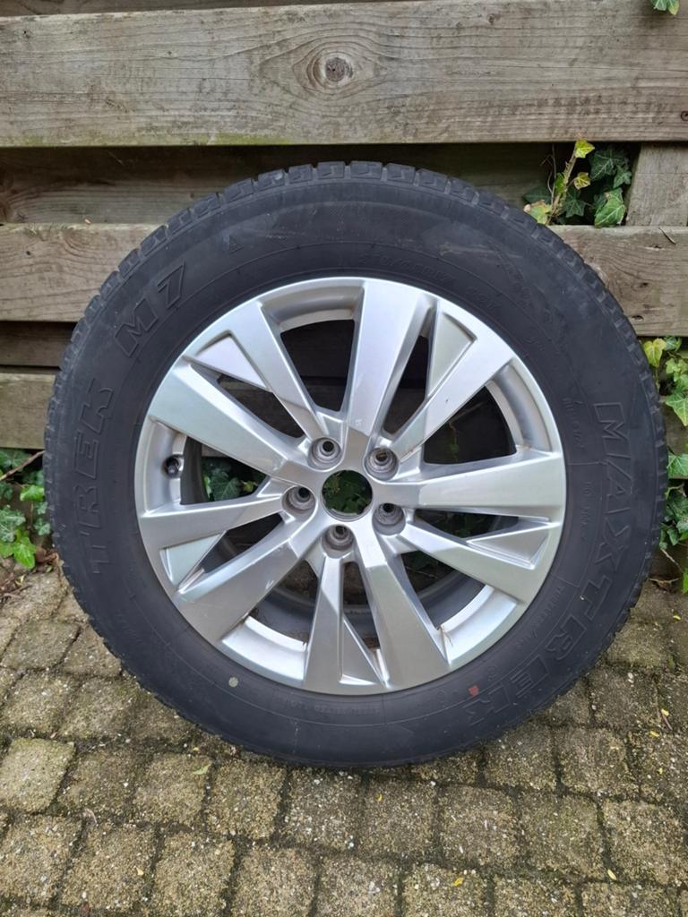 1 Alminium velg  voor peugeot 3008/5008  215/65/17, Auto-onderdelen, Banden en Velgen, Ophalen