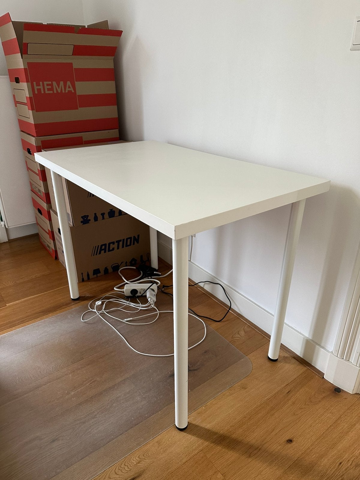 Ikea LINNMON / ADILS Tafel wit, Huis en Inrichting, Ophalen, Gebruikt