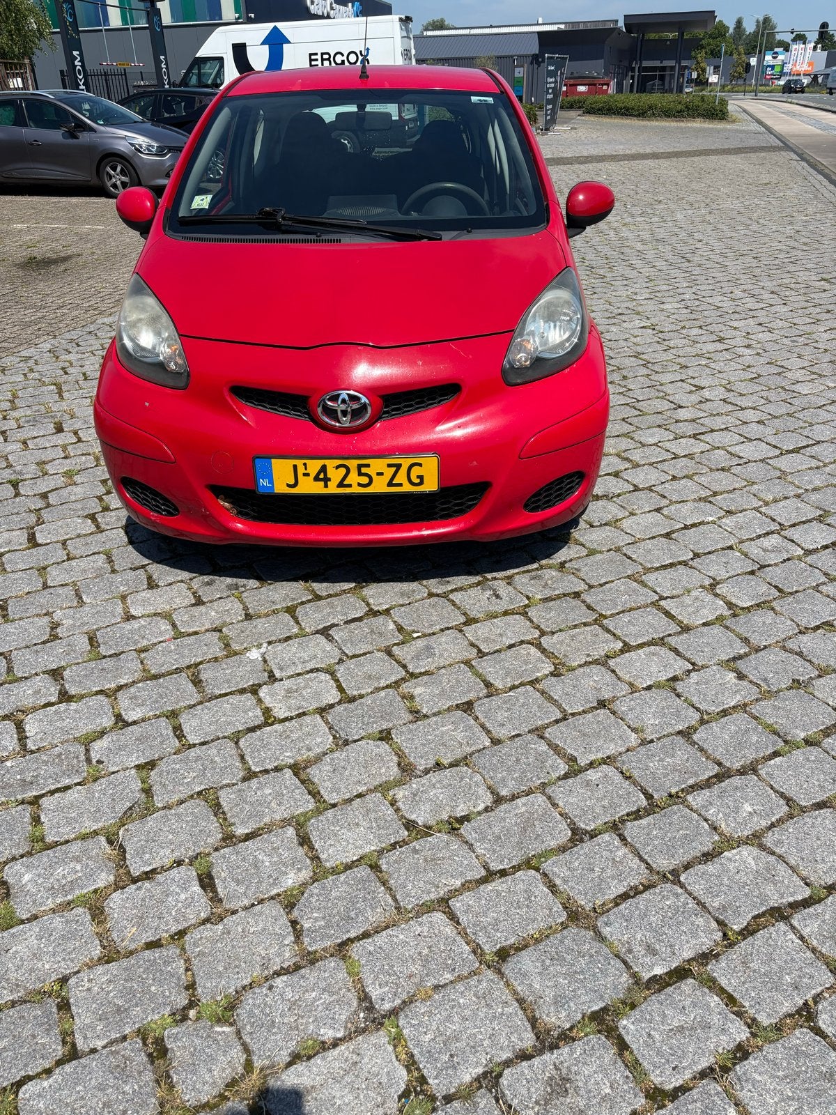 Toyota Aygo 1.0 12V Vvt-i 3DRS MMT 2010 Rood, Auto's, Toyota, Particulier, Aygo, Benzine, A, Hatchback, Handgeschakeld, Geïmporteerd