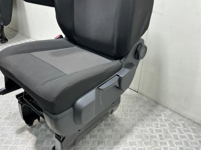Stoel links van een Peugeot Expert (Expert 16-), 12 maanden garantie, Gebruikt, -, -