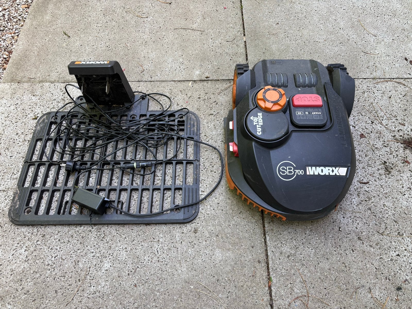 Worx Landroid SB700 Robotmaaier - Gebruikt, Tuin en Terras, Robotmaaiers, Ophalen, Gebruikt, 20 tot 25 cm, Bestuurbaar via app