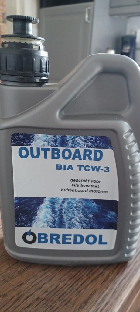 Buitenboord motorolie 2T, Watersport en Boten, Ophalen of Verzenden, Nieuw, Motor en Techniek