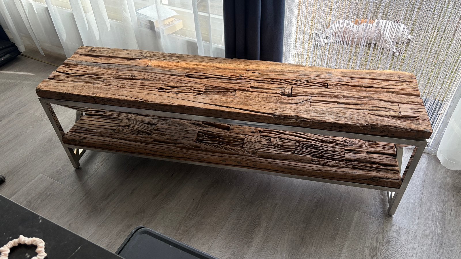 Tv meubel hout en metaal, Ophalen, 150 tot 200 cm, Teakhout, Zo goed als nieuw