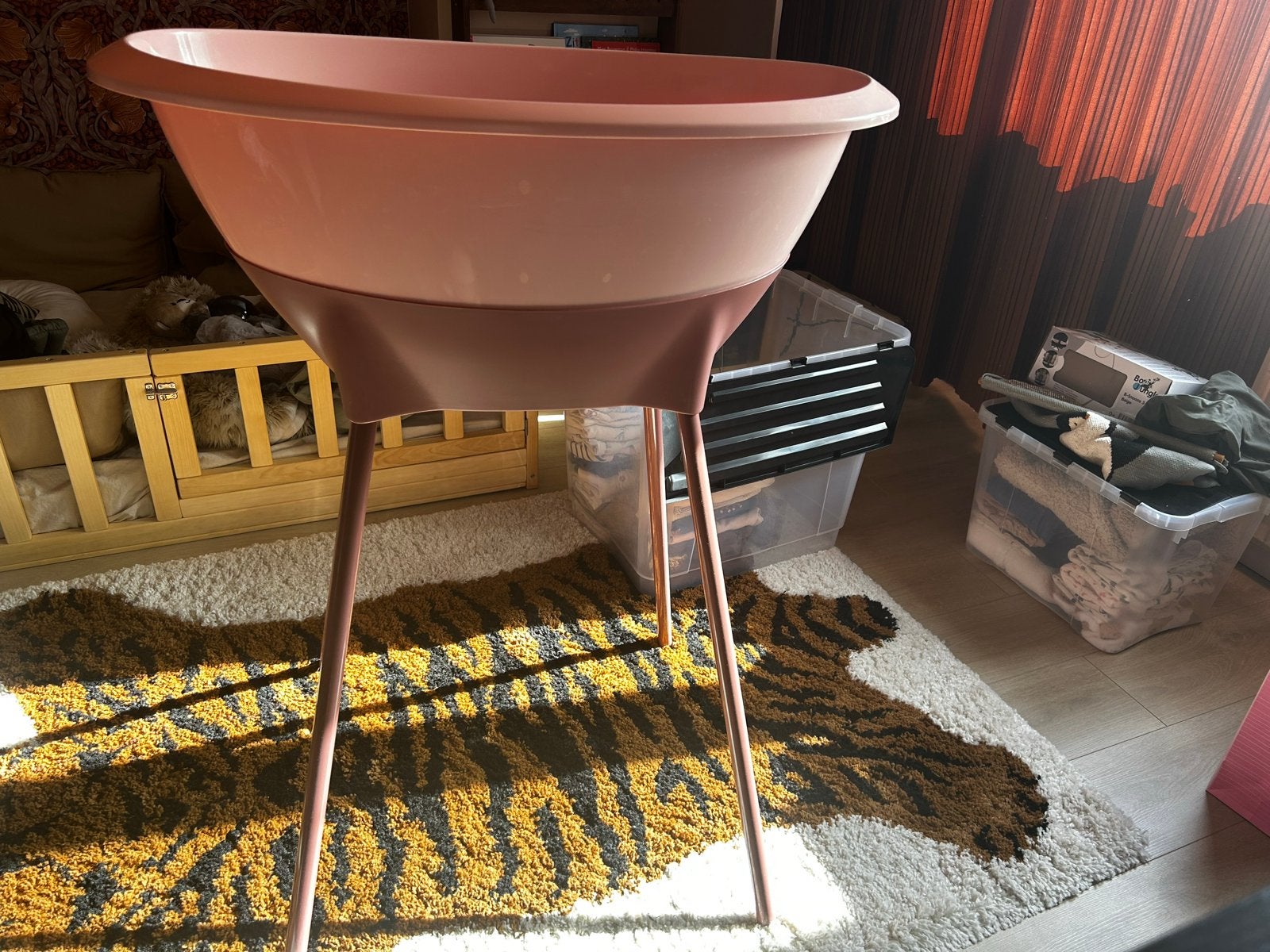 Luma babybadje met standaard en badzitje, Zo goed als nieuw, Badje, Standaard, Ophalen