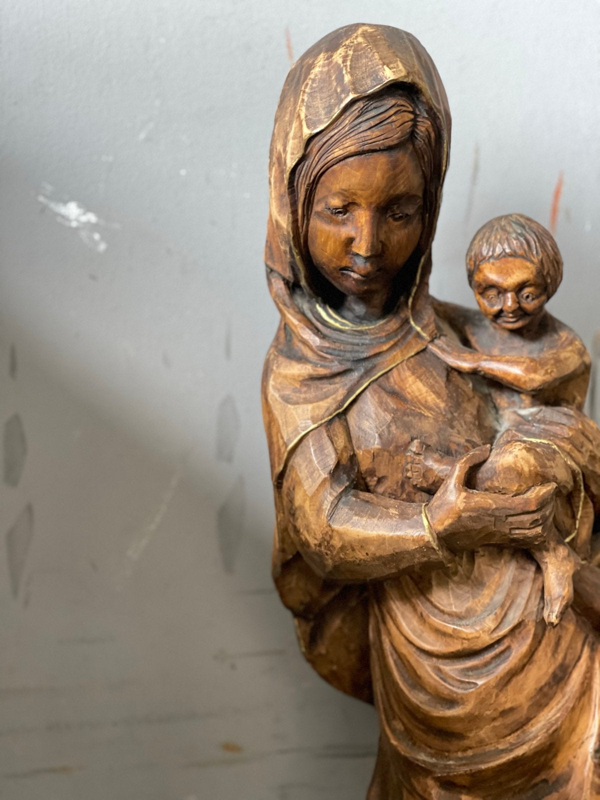 Antiek Houten Religieus Beeld: Maria met Kind, Antiek en Kunst, Antiek | Religie, Ophalen of Verzenden