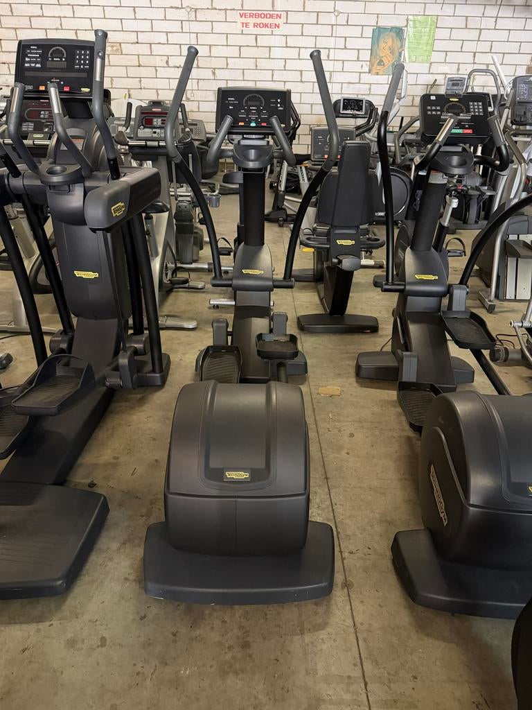 TECHNOGYM VARIO HONETRAINER CROSSTRAINER STEPPER RECUMBENT, Sport en Fitness, Fitnessmaterialen, Ophalen of Verzenden, Gebruikt
