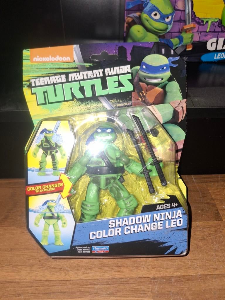 Teenage Mutant Ninja Turtles Shadow Ninja Color Change Leo, Ophalen of Verzenden, Nieuw