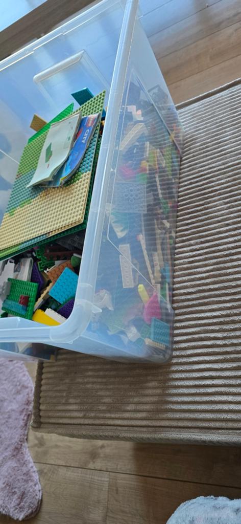 Grote bak met losse lego,ong 6.5 kilo, Ophalen