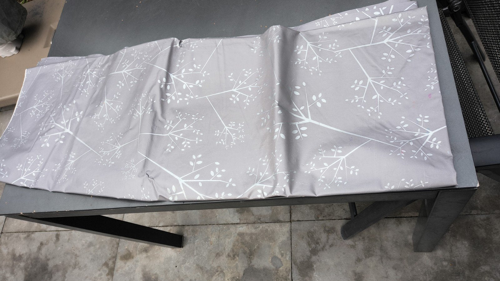 Knutsel kleed 140x160 cm met takjespatroon, Ophalen