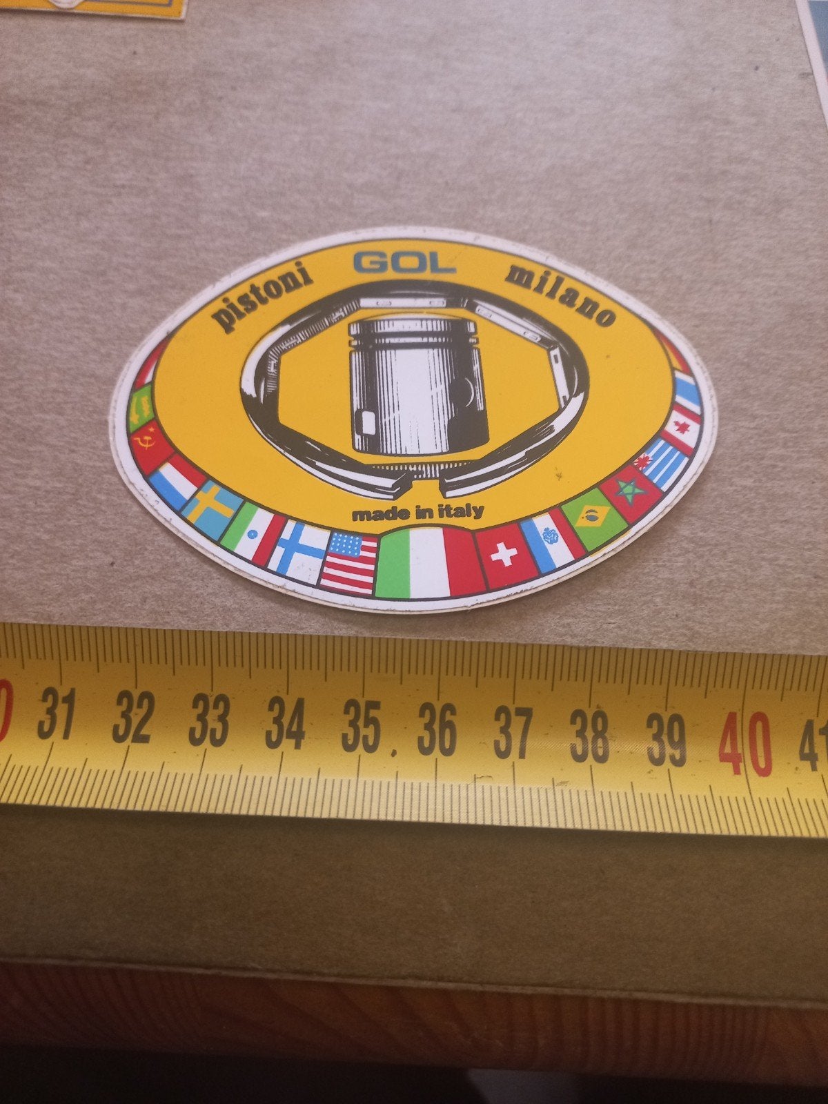 Vintage GOL Milano Piston Sticker - Made in Italy, Ophalen of Verzenden