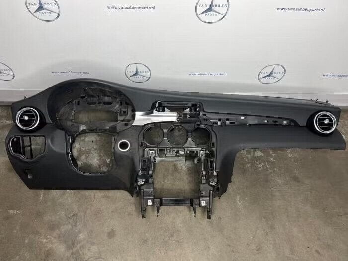 Dashboard van een Mercedes C-Klasse, Ophalen of Verzenden, Gebruikt