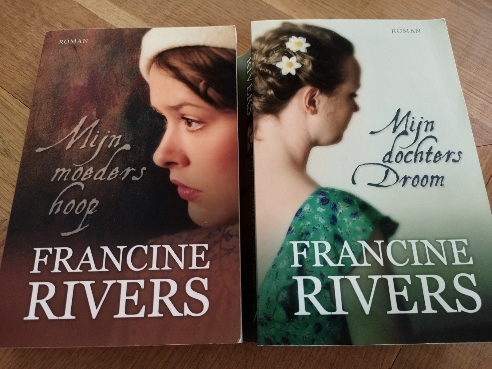 Mijn moeders hoop & Mijn dochters droom - Francine Rivers, Ophalen of Verzenden, Gelezen, Francine Rivers