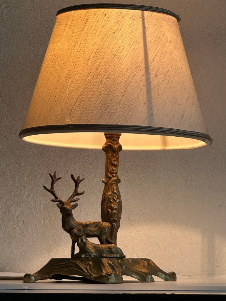Bronzen Tafellamp met een Sculpturen, Ophalen of Verzenden