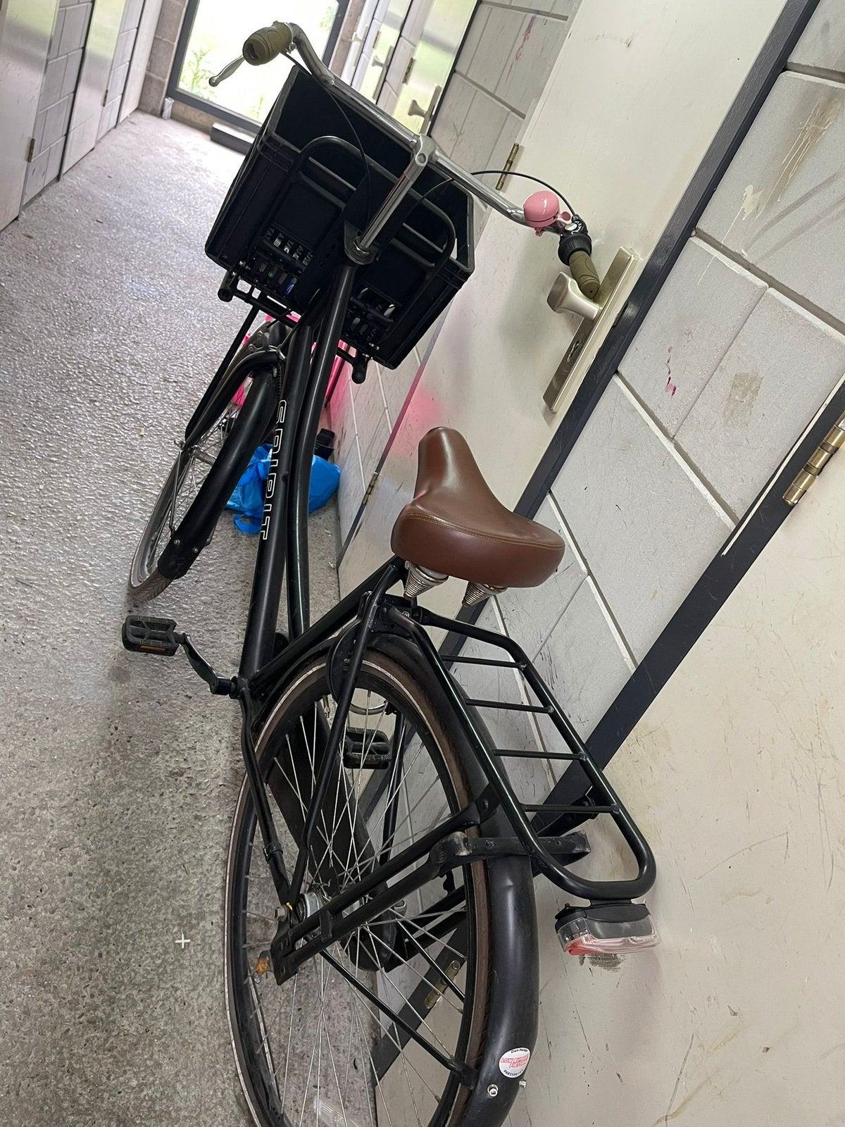 Dames fiets, Ophalen, Zo goed als nieuw