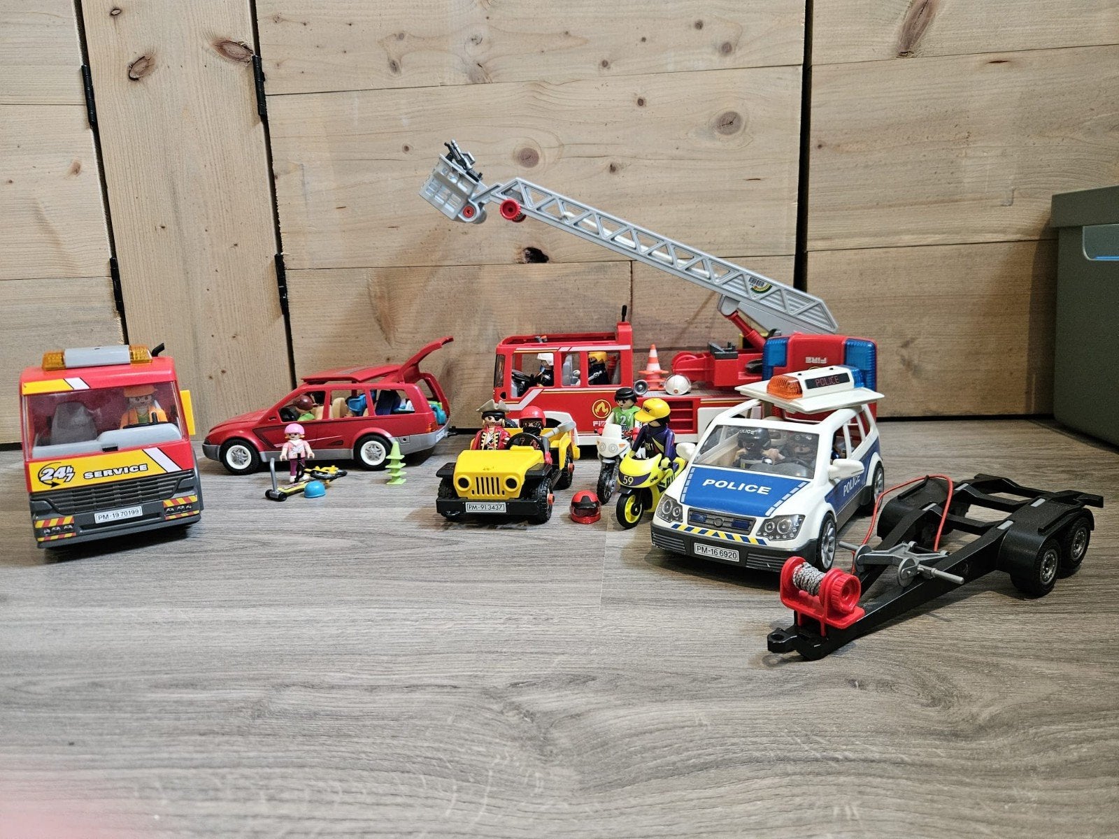 Grote Playmobil set: brandweer, politie, auto's en figuren, Ophalen of Verzenden, Gebruikt, Jongen of Meisje