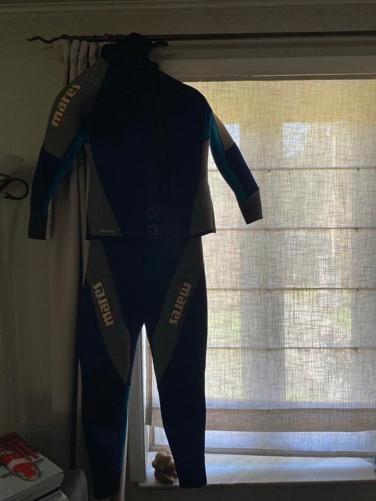 Mares tweedelig duikpak 7mm neopreen, Watersport en Boten, Duiken, Ophalen, Zo goed als nieuw, Duikpak