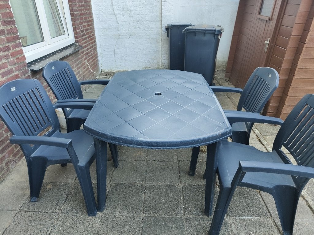 Kunststof tuinset Jardin – tafel + 4 tuinstoelen, Tuin en Terras, Ophalen, 4 zitplaatsen, Kunststof, Gebruikt